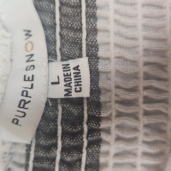 Shorts Romper Women's White & Gray / Grey Summer Cami Romper w/ Pockets - Picture 4 of 6